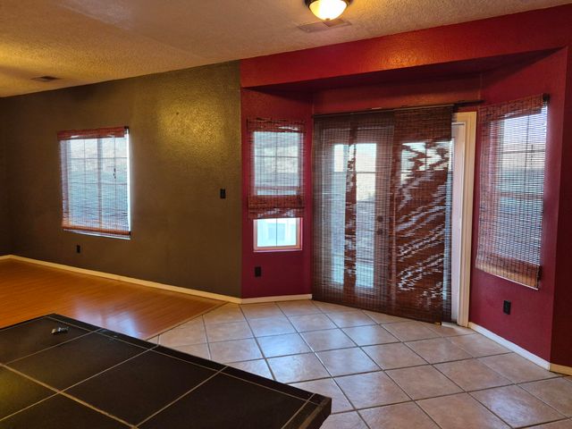 11008 Milky Way Street NW, Albuquerque, NM 87114