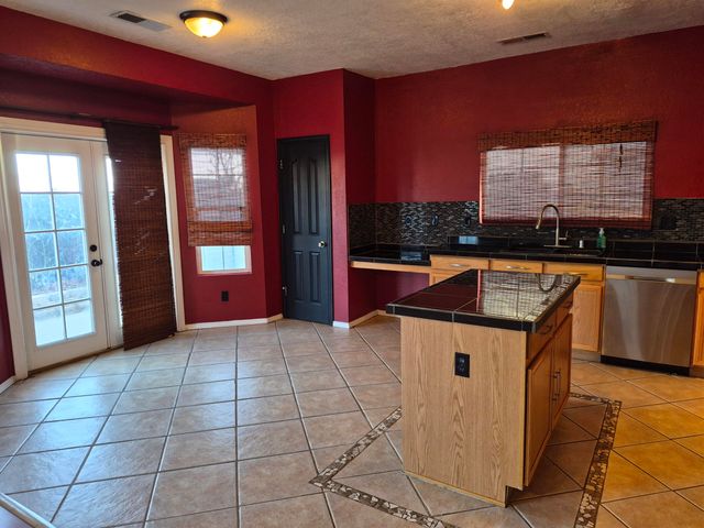 11008 Milky Way Street NW, Albuquerque, NM 87114