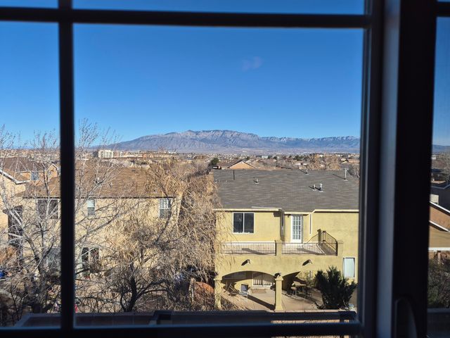 11008 Milky Way Street NW, Albuquerque, NM 87114