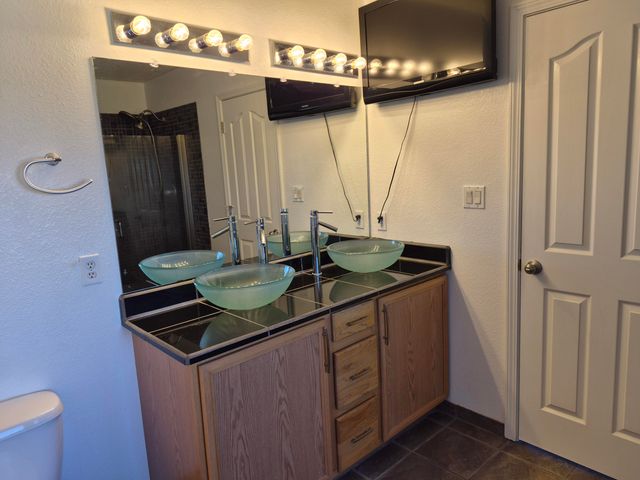 11008 Milky Way Street NW, Albuquerque, NM 87114