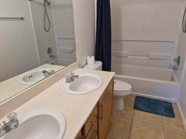 11008 Milky Way Street NW, Albuquerque, NM 87114