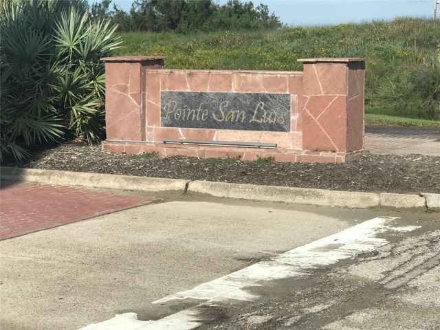 25010 Monterey Ct, Galveston, TX 77554