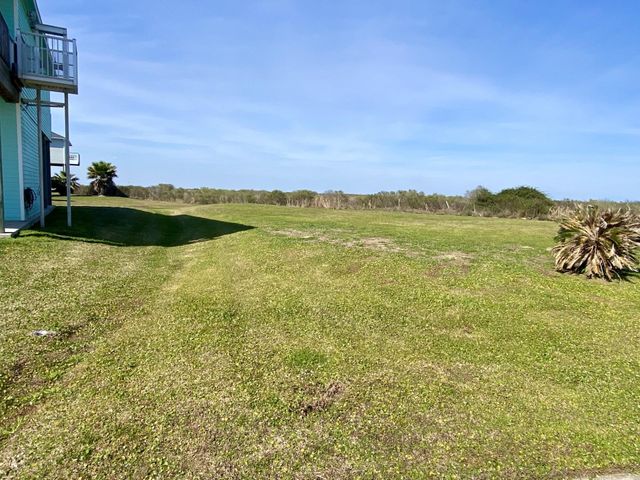 25010 Monterey Ct, Galveston, TX 77554