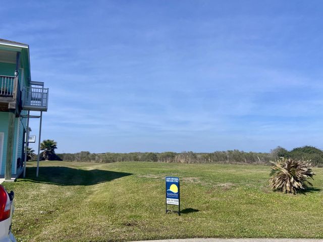 25010 Monterey Ct, Galveston, TX 77554