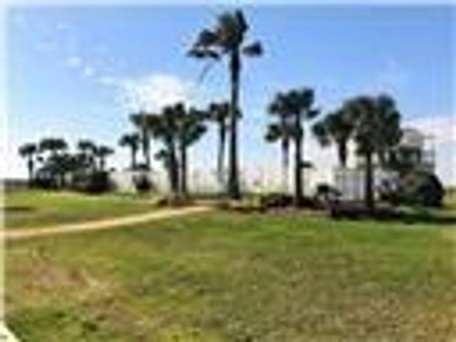25010 Monterey Ct, Galveston, TX 77554