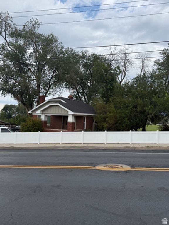 155 E CENTER ST, North Salt Lake, UT 84054 — photo 2