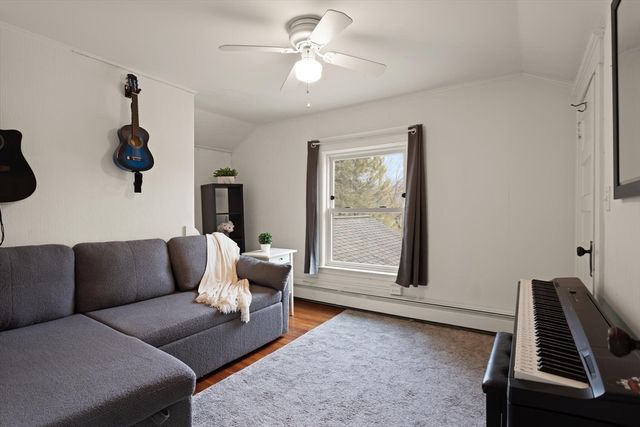 164 Leominster Rd, Lunenburg, MA 01462