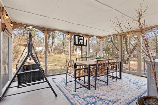 164 Leominster Rd, Lunenburg, MA 01462