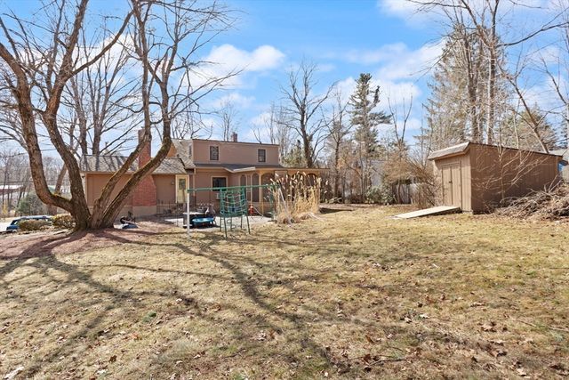 164 Leominster Rd, Lunenburg, MA 01462