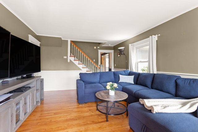 164 Leominster Rd, Lunenburg, MA 01462