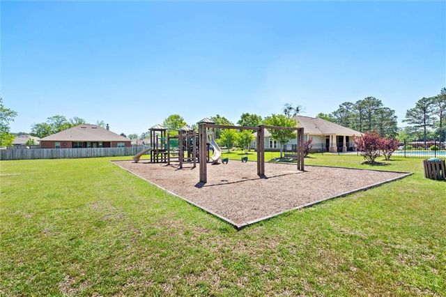 2599 Cedarwood Street, Semmes, AL 36575