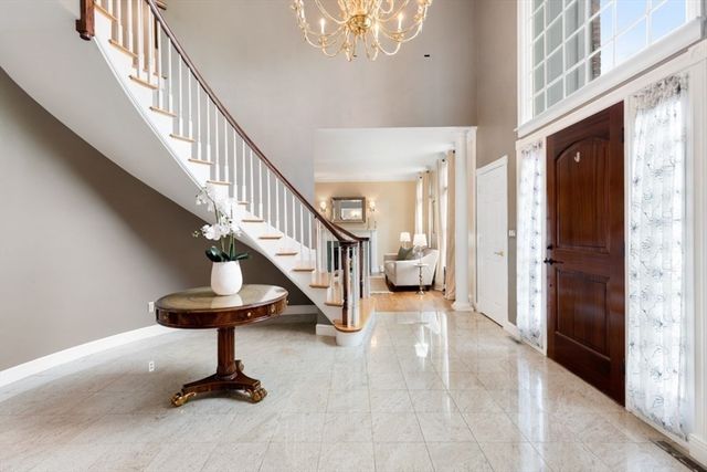 3 Stafford Rd, Lynnfield, MA 01940