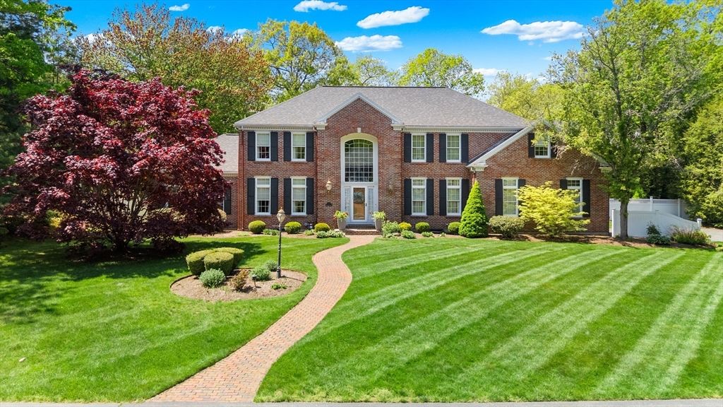 3 Stafford Rd, Lynnfield, MA 01940