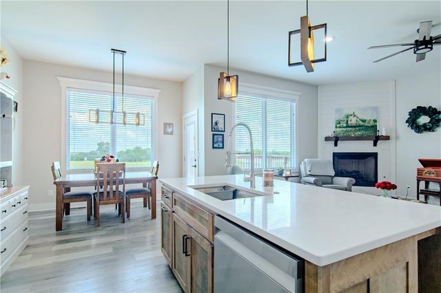 76 Casper Street, Garden City, MO 64747