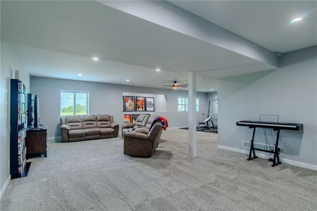76 Casper Street, Garden City, MO 64747