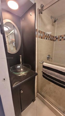 1400 NE 54th St 102, Fort Lauderdale, FL 33334