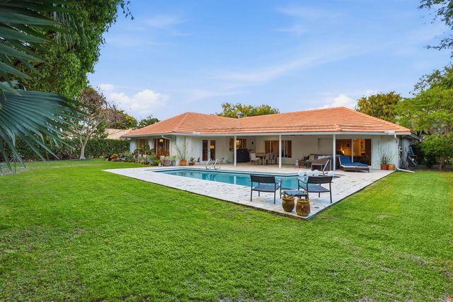2001 Embassy Drive, West Palm Beach, FL 33401
