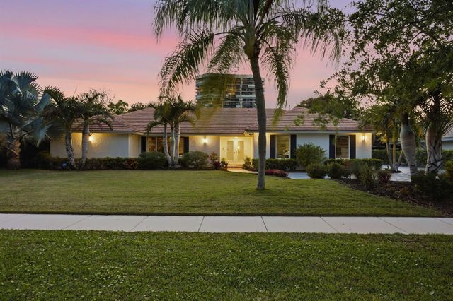 2001 Embassy Drive, West Palm Beach, FL 33401