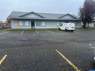 1836 Lancaster (-1838) Dr NE, Salem, OR 97305