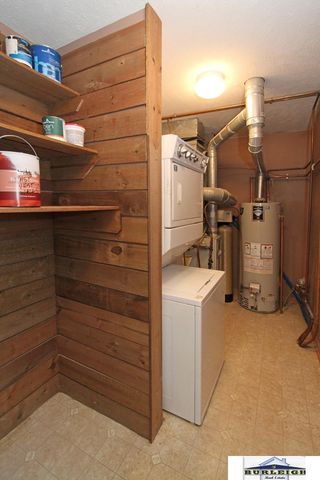 5520 Vavak Place, Lincoln, NE 68516