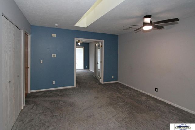 5520 Vavak Place, Lincoln, NE 68516