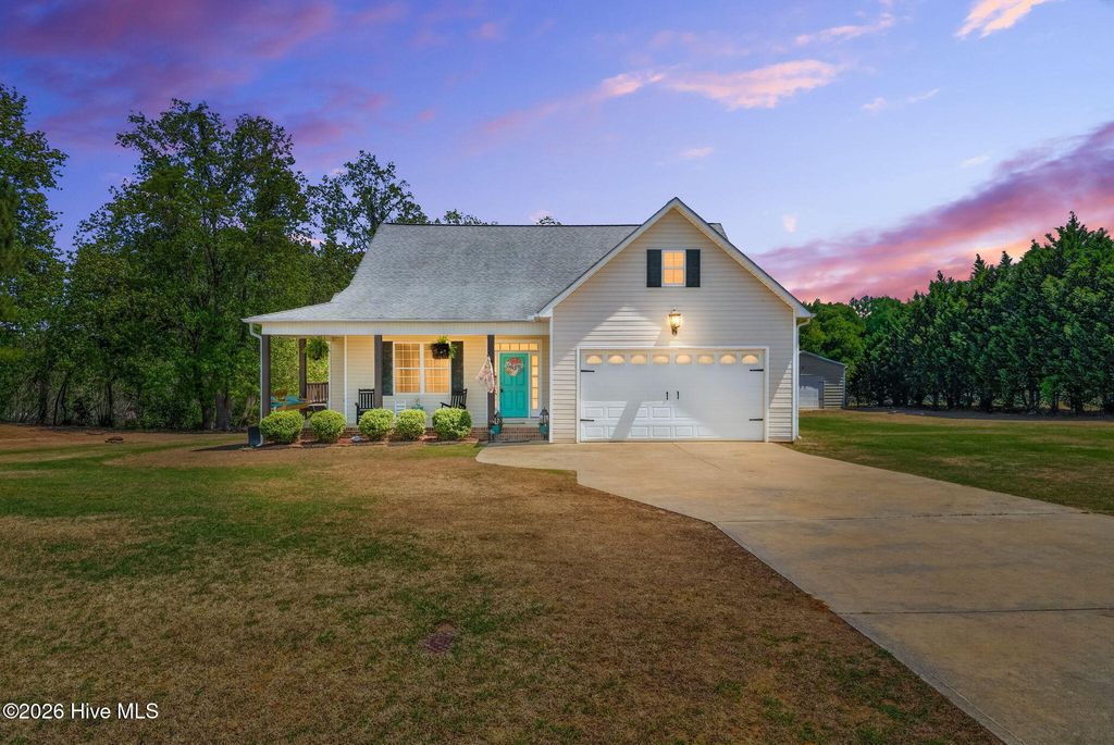 8738 Buckhorn Way, Kenly, NC 27542