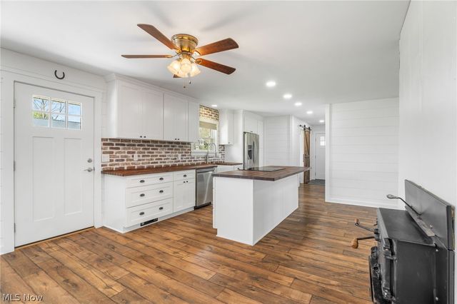 14177 Millersburg Road SW, Navarre, OH 44662