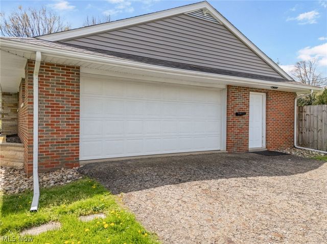 14177 Millersburg Road SW, Navarre, OH 44662