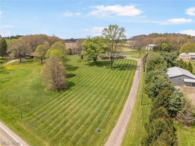 14177 Millersburg Road SW, Navarre, OH 44662