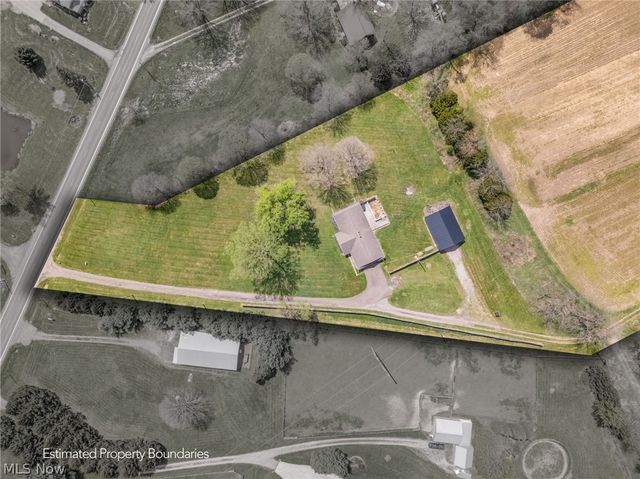 14177 Millersburg Road SW, Navarre, OH 44662
