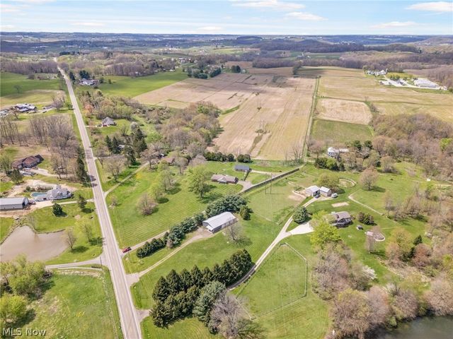 14177 Millersburg Road SW, Navarre, OH 44662