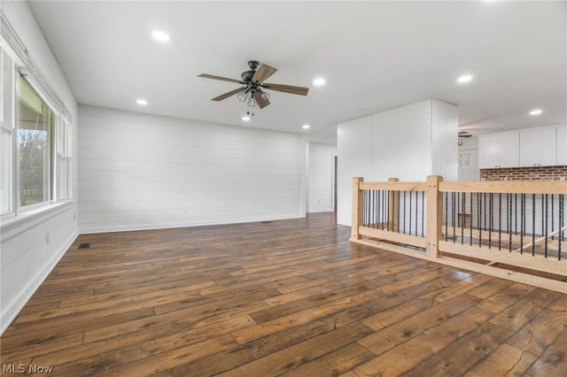 14177 Millersburg Road SW, Navarre, OH 44662