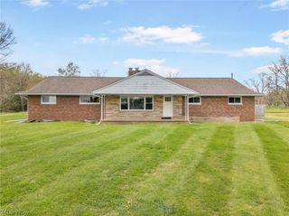 14177 Millersburg Road SW, Navarre, OH 44662