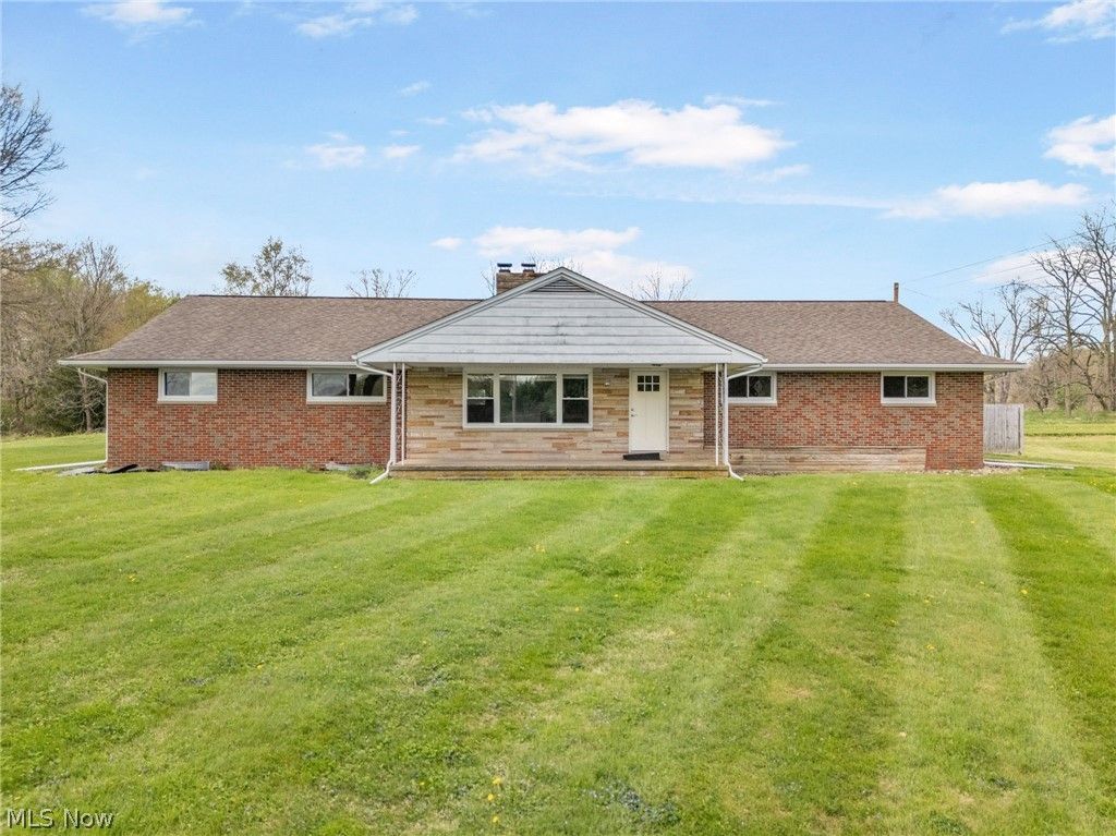 14177 Millersburg Road SW, Navarre, OH 44662