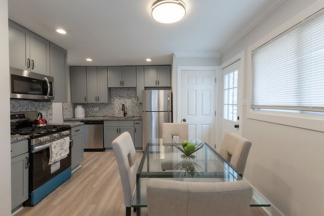 16412 Wood Street, Markham, IL 60428