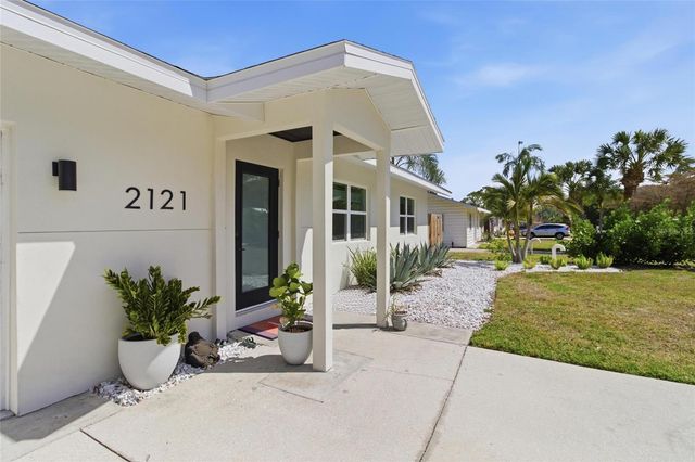 2121 PALM TERRACE, Sarasota, FL 34231