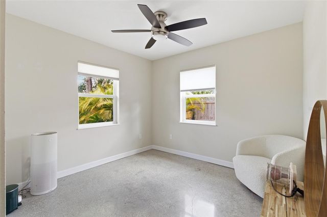 2121 PALM TERRACE, Sarasota, FL 34231