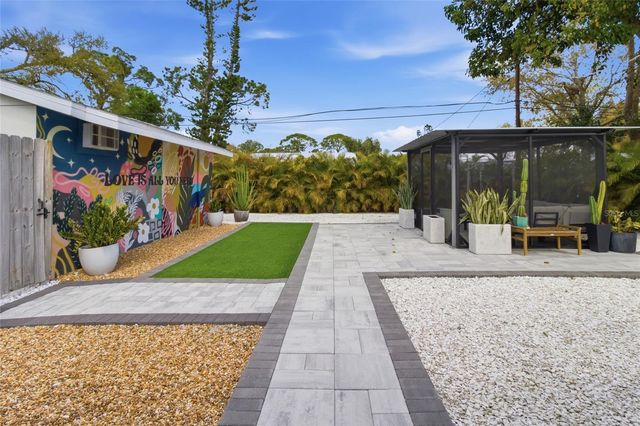 2121 PALM TERRACE, Sarasota, FL 34231