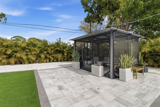 2121 PALM TERRACE, Sarasota, FL 34231