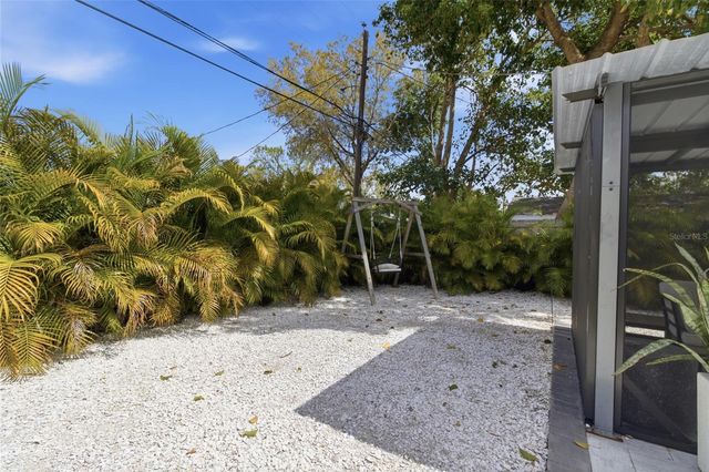 2121 PALM TERRACE, Sarasota, FL 34231