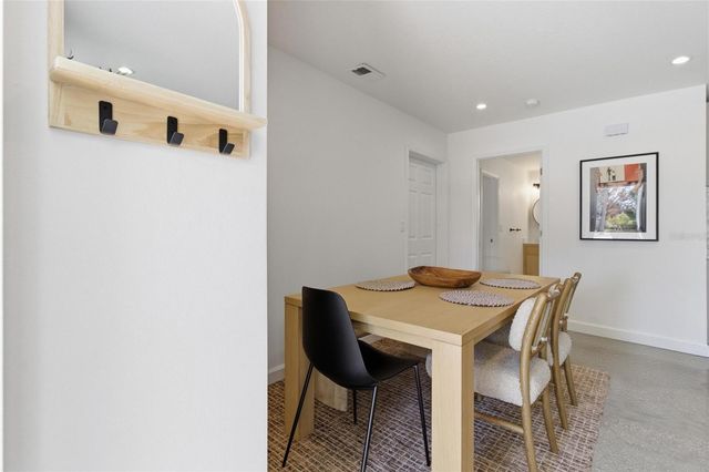 2121 PALM TERRACE, Sarasota, FL 34231