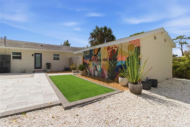 2121 PALM TERRACE, Sarasota, FL 34231