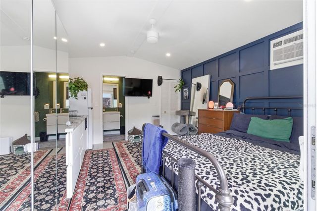 2121 PALM TERRACE, Sarasota, FL 34231