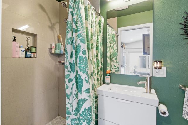 2121 PALM TERRACE, Sarasota, FL 34231