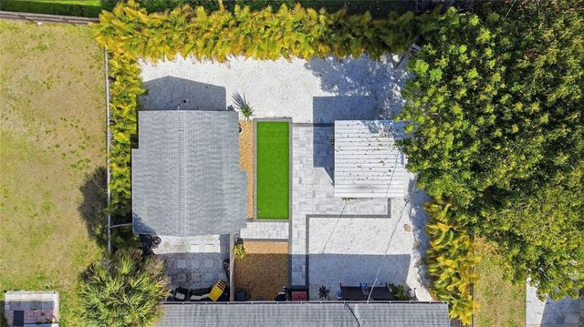 2121 PALM TERRACE, Sarasota, FL 34231