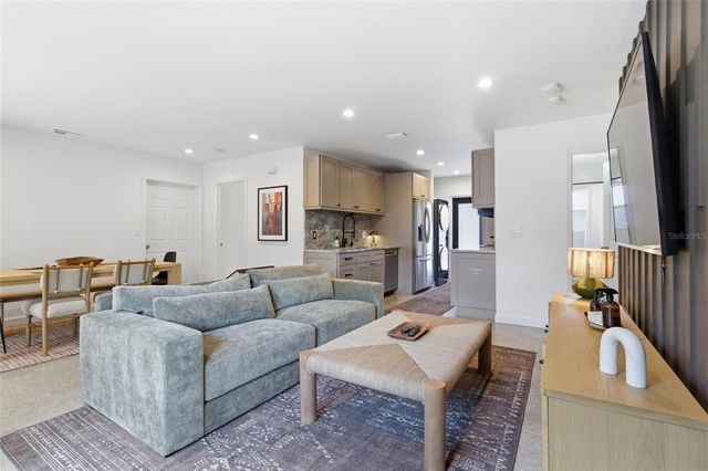 2121 PALM TERRACE, Sarasota, FL 34231