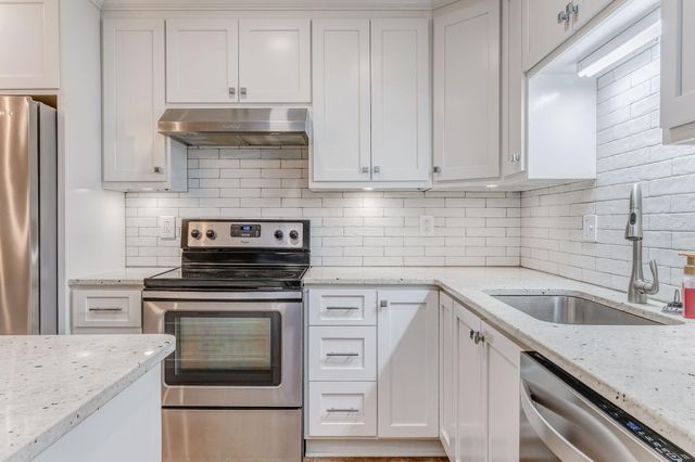 2002 Kingsridge Drive, Dalton, GA 30720