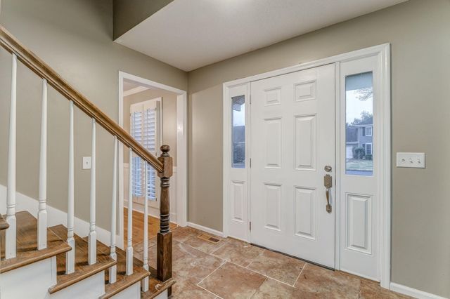 2002 Kingsridge Drive, Dalton, GA 30720