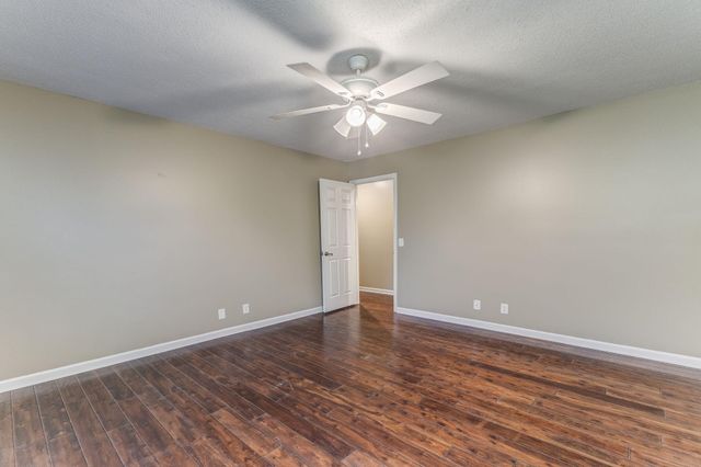 2002 Kingsridge Drive, Dalton, GA 30720