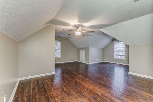 2002 Kingsridge Drive, Dalton, GA 30720